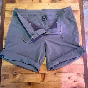 Kuhl Freeflex Roll Shorts-Like New!